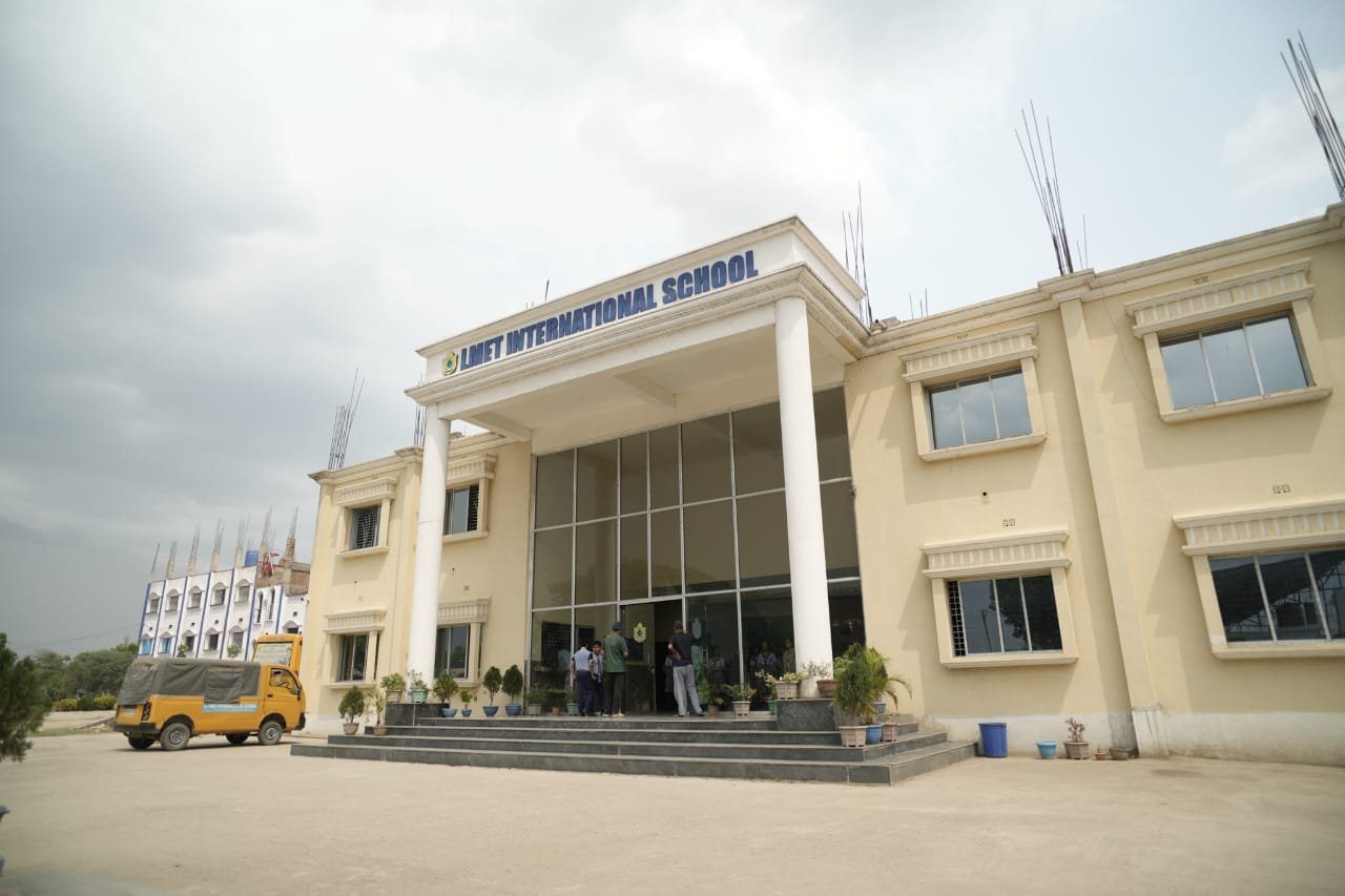 School Image 1